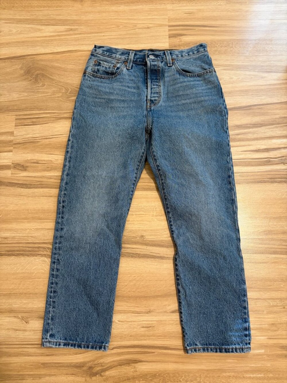 Levi’s Premium 501 WaterLess Blue Cropped Jeans – Size W27 L26